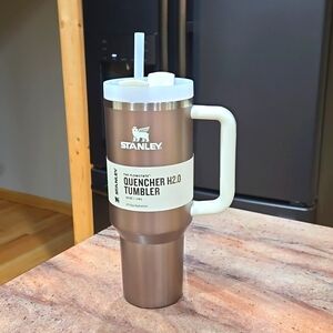 Stanley Quencher Rose Quartz Glow